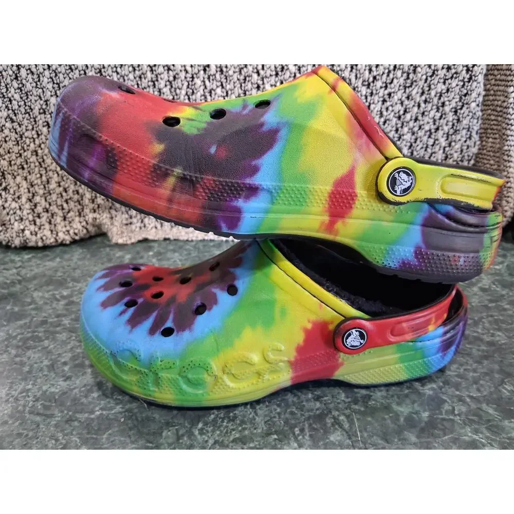 Crocs Unisex Classic Lined Slip On Clog Mens Sz 10 Tie Dye Multicolor Fuzzy Sole